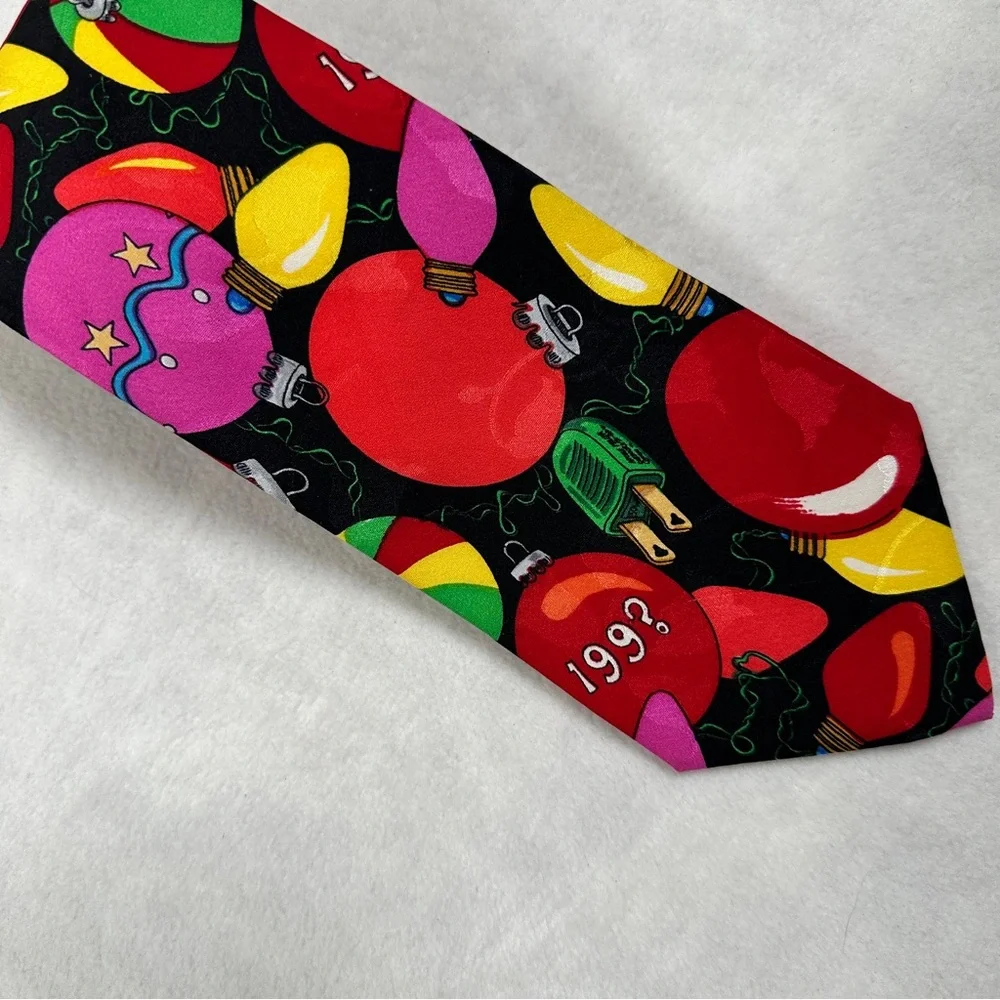 Festive Holiday Tie Colorful Ornaments 90s‎ vintage Christmas lights black